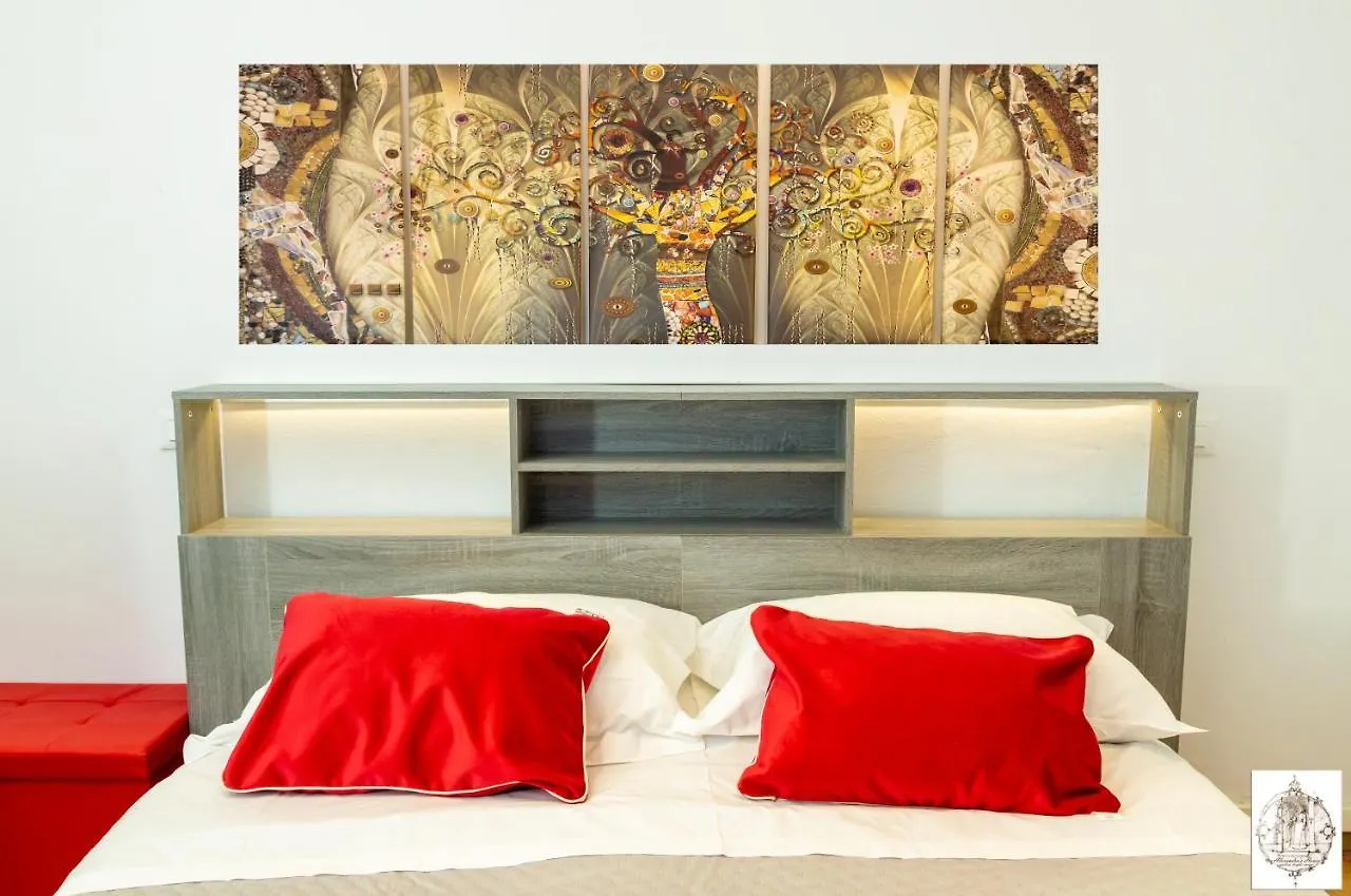 Alexandra'S House Apartment Verona Italy