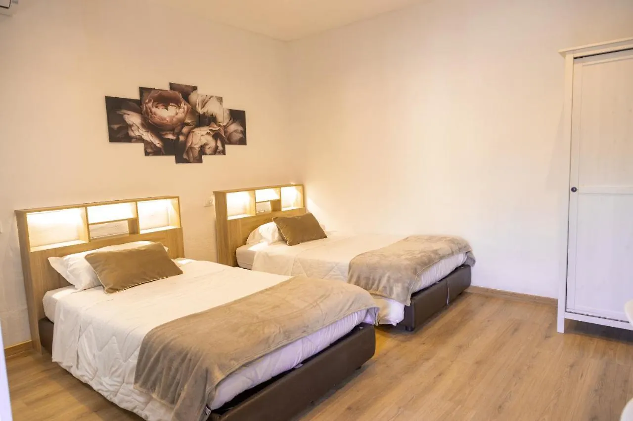 Alexandra'S House Apartment Verona 0*,  Italy